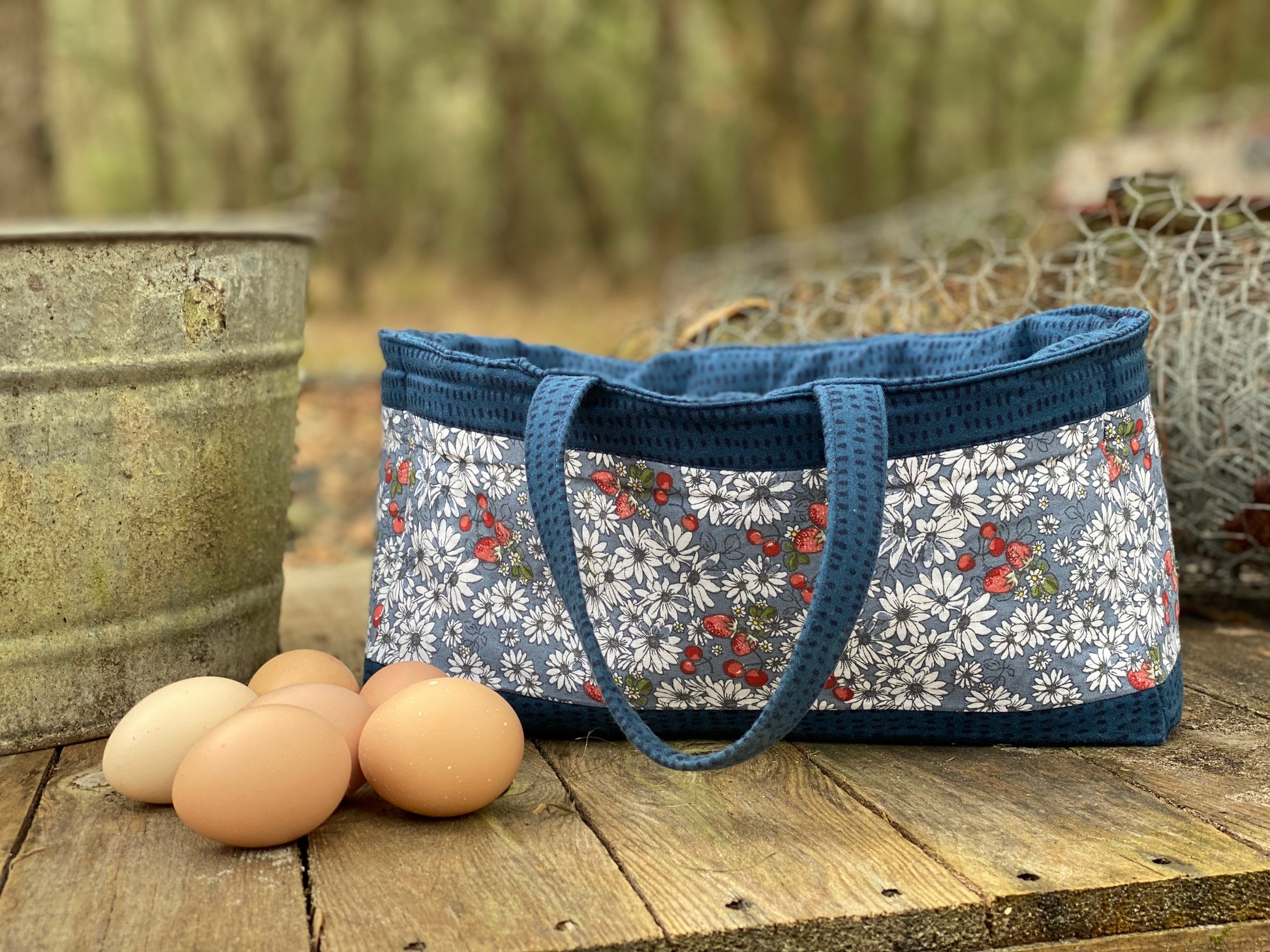 Blue Strawberry/Floral Butt Nugget Bucket – Holloffolter Farm
